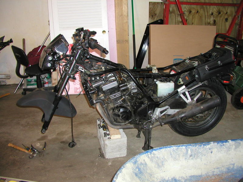 File:Front wheel support.jpg