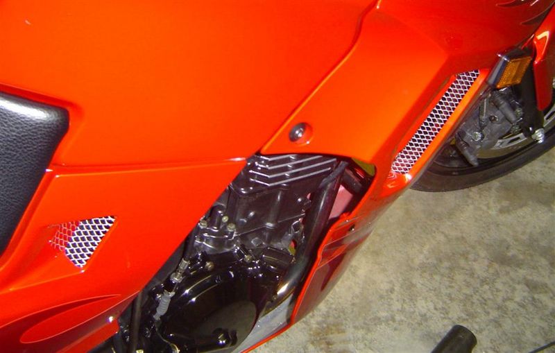 File:Mesh grills 2.jpg